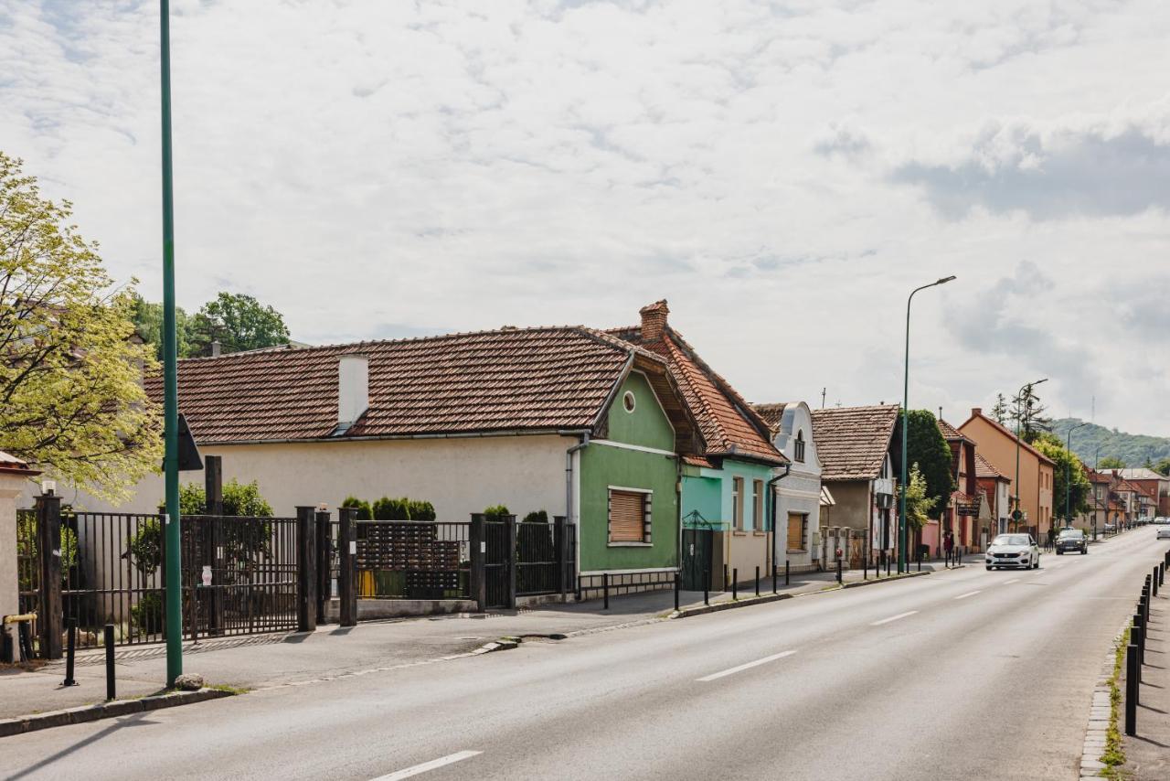 Schiller Studio 64 - Free Private Parking Brasov Exterior photo